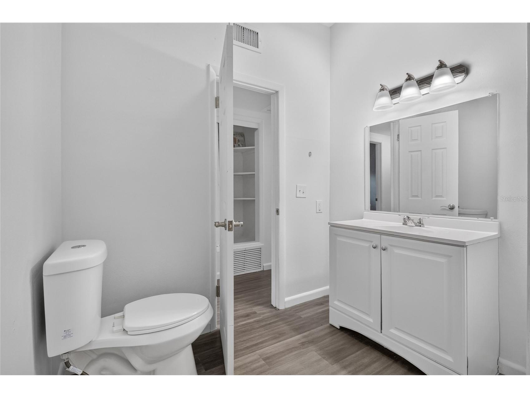 1303 NE Stately Oaks Drive NW Winter Haven FL 33881 L4962781 image41