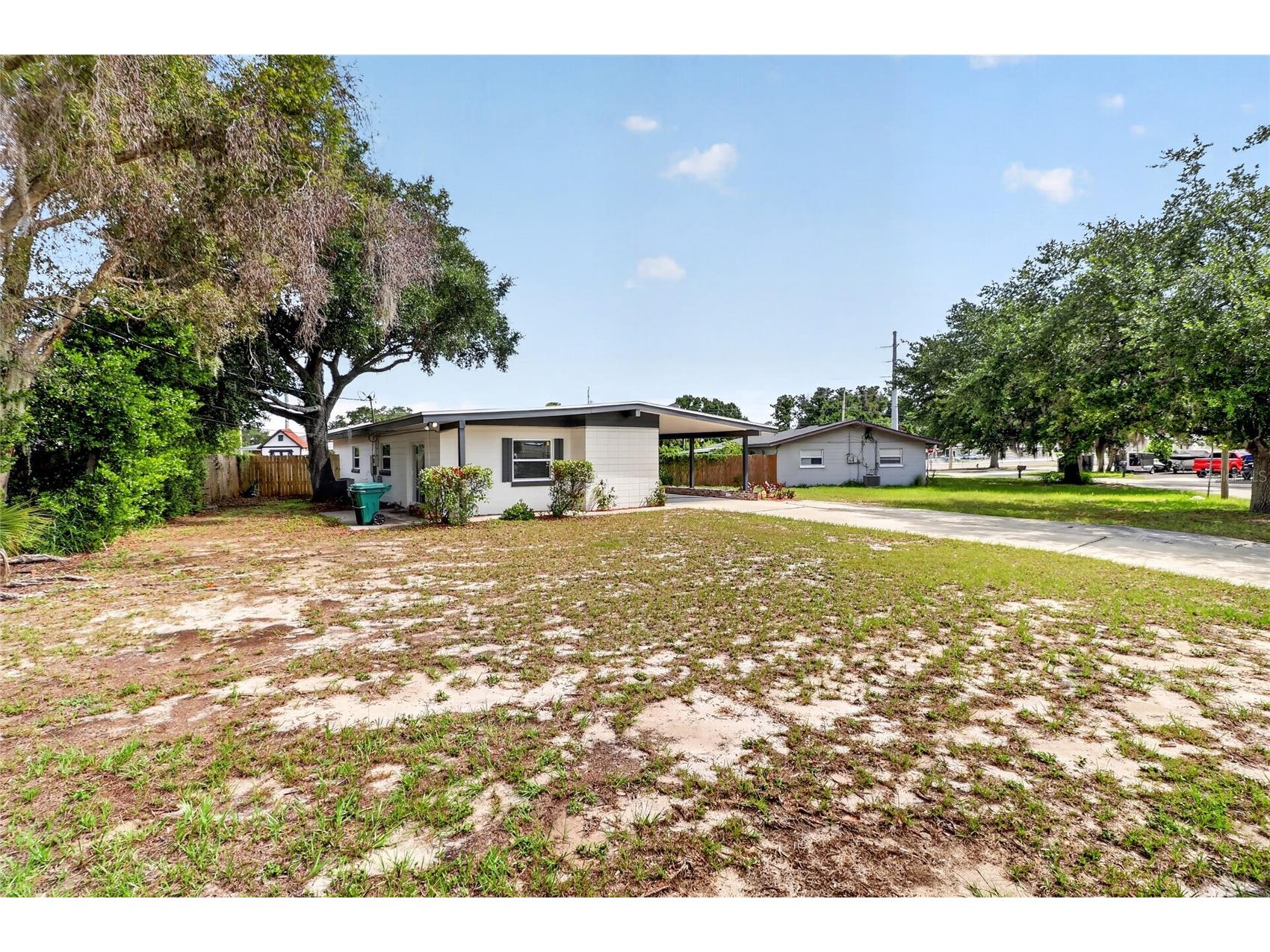 1303 NE Stately Oaks Drive NW Winter Haven FL 33881 L4962781 image9