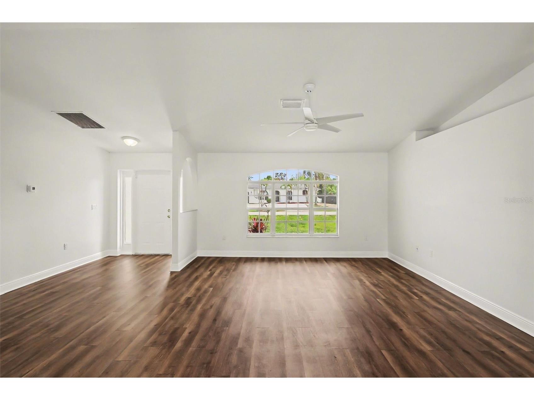 1303 SE 19th Street Cape Coral FL 33990 TB8497005 image3