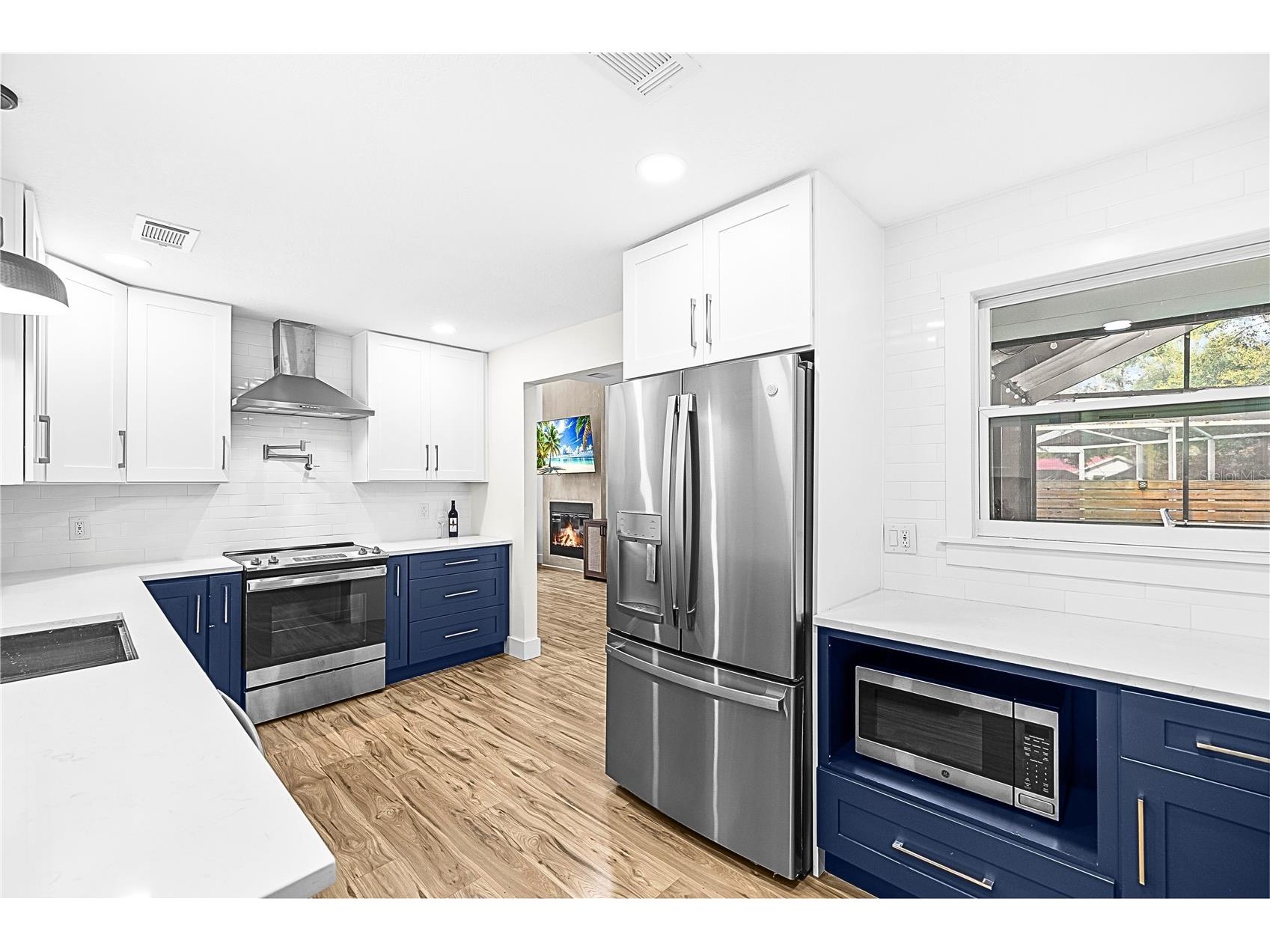 1303 W Carissa Court Tampa FL 33604 TB8467933 image13