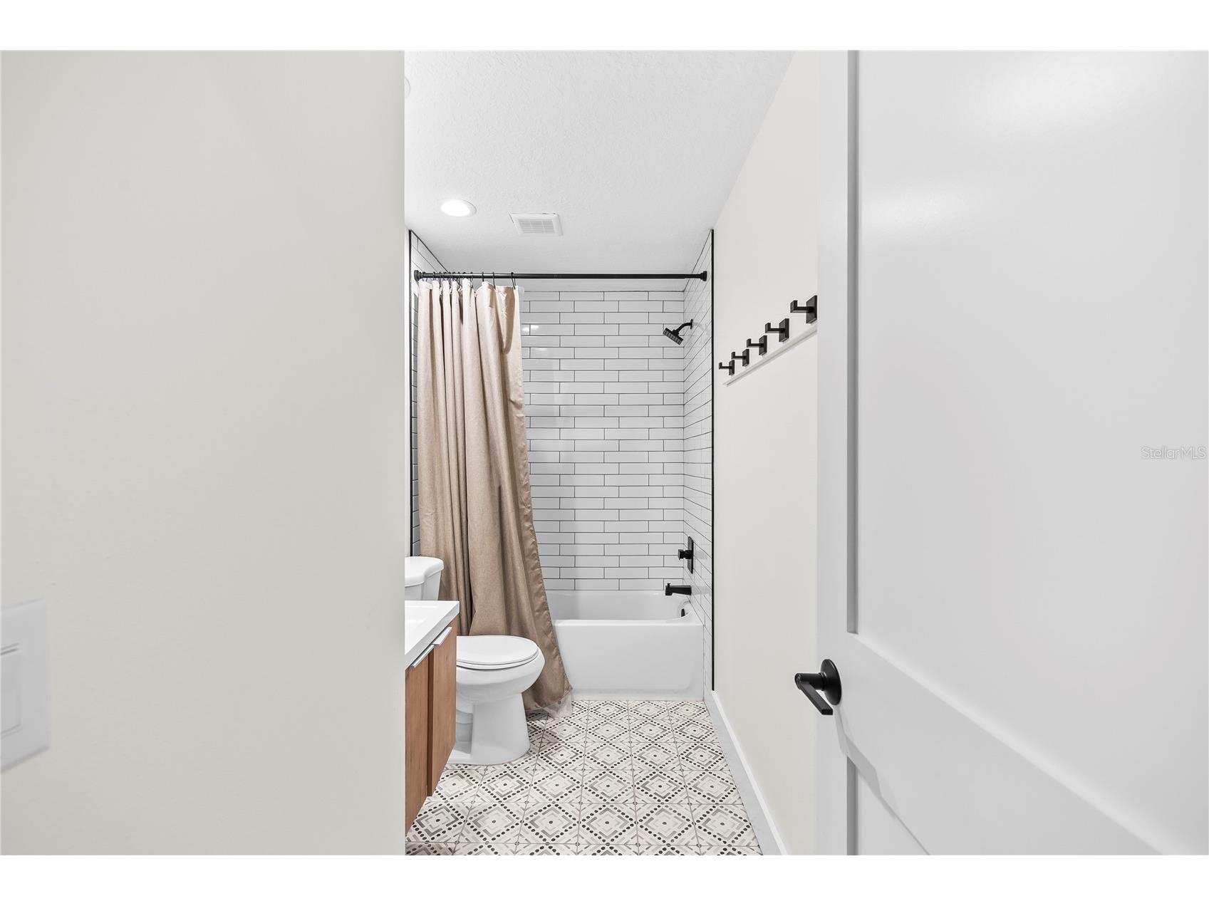 1303 W Carissa Court Tampa FL 33604 TB8467933 image27