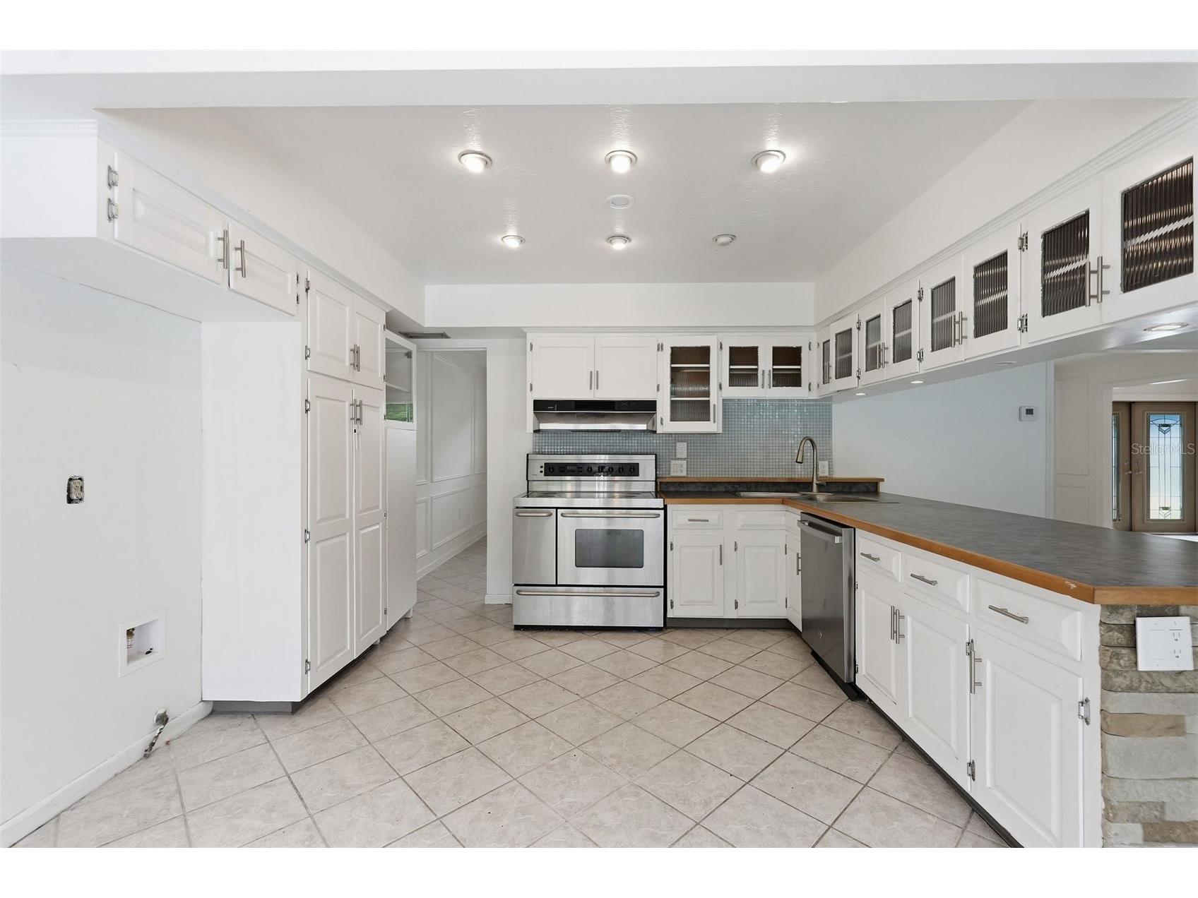 1303 Wallwood Drive Brandon FL 33510 TB8512619 image11