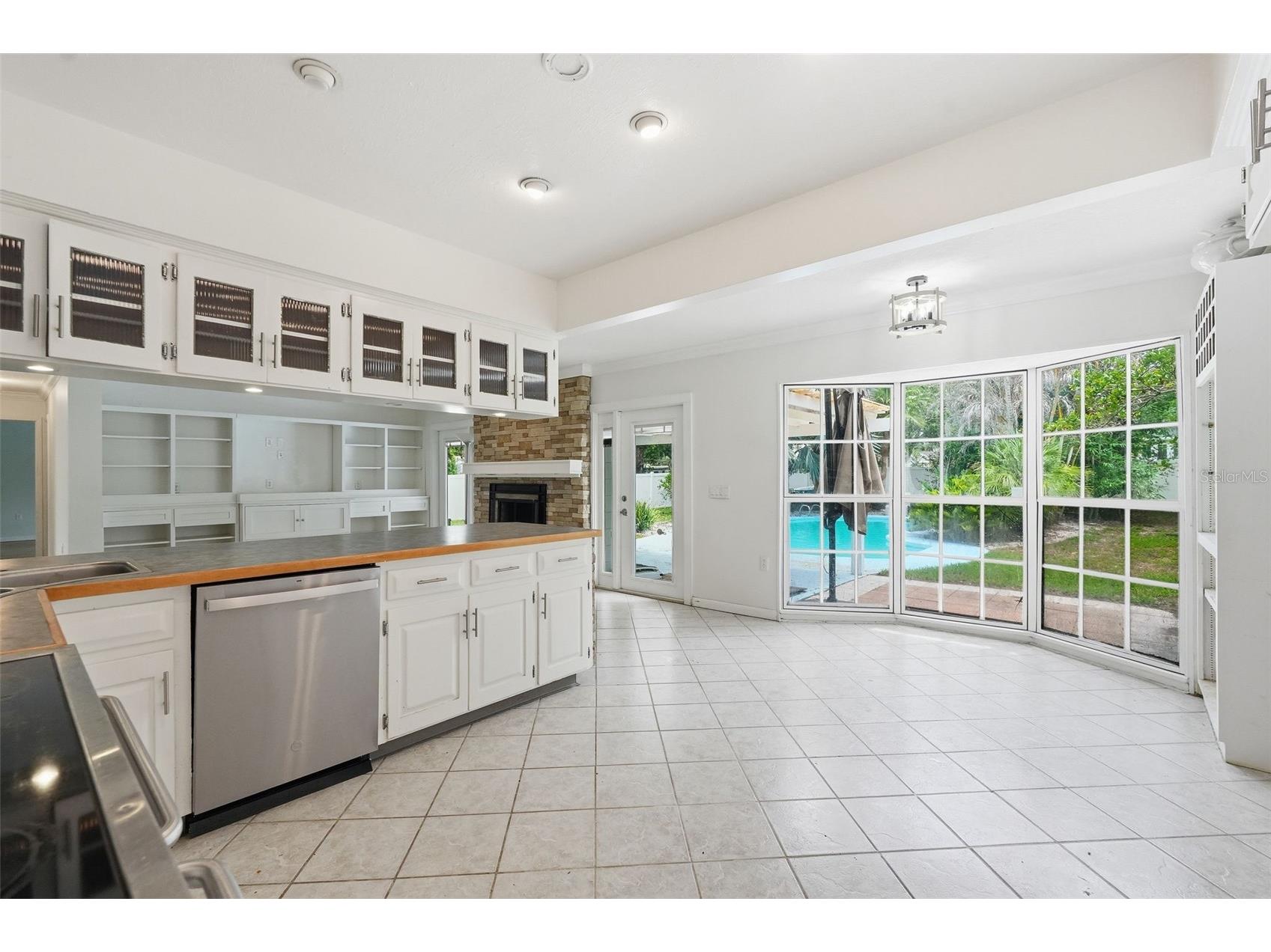 1303 Wallwood Drive Brandon FL 33510 TB8512619 image14