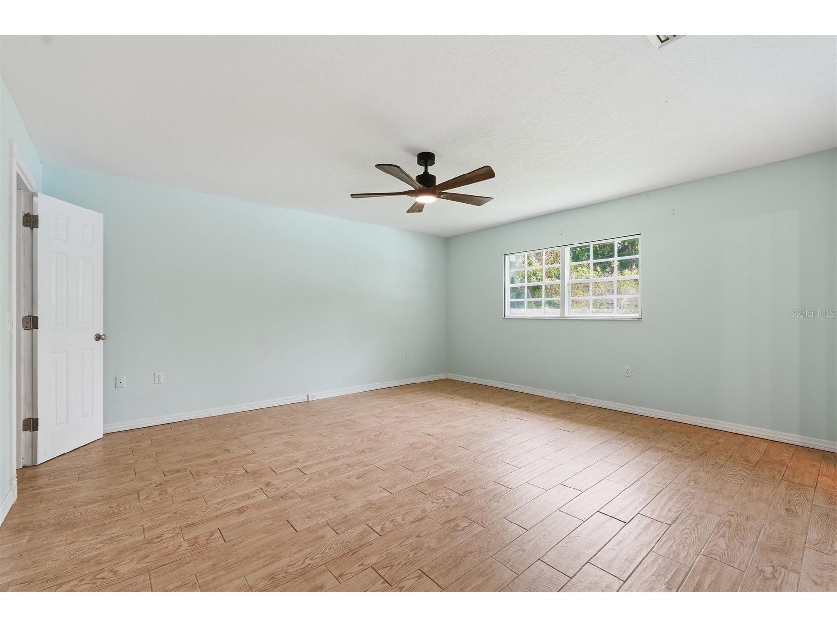 1303 Wallwood Drive Brandon FL 33510 TB8512619 image17