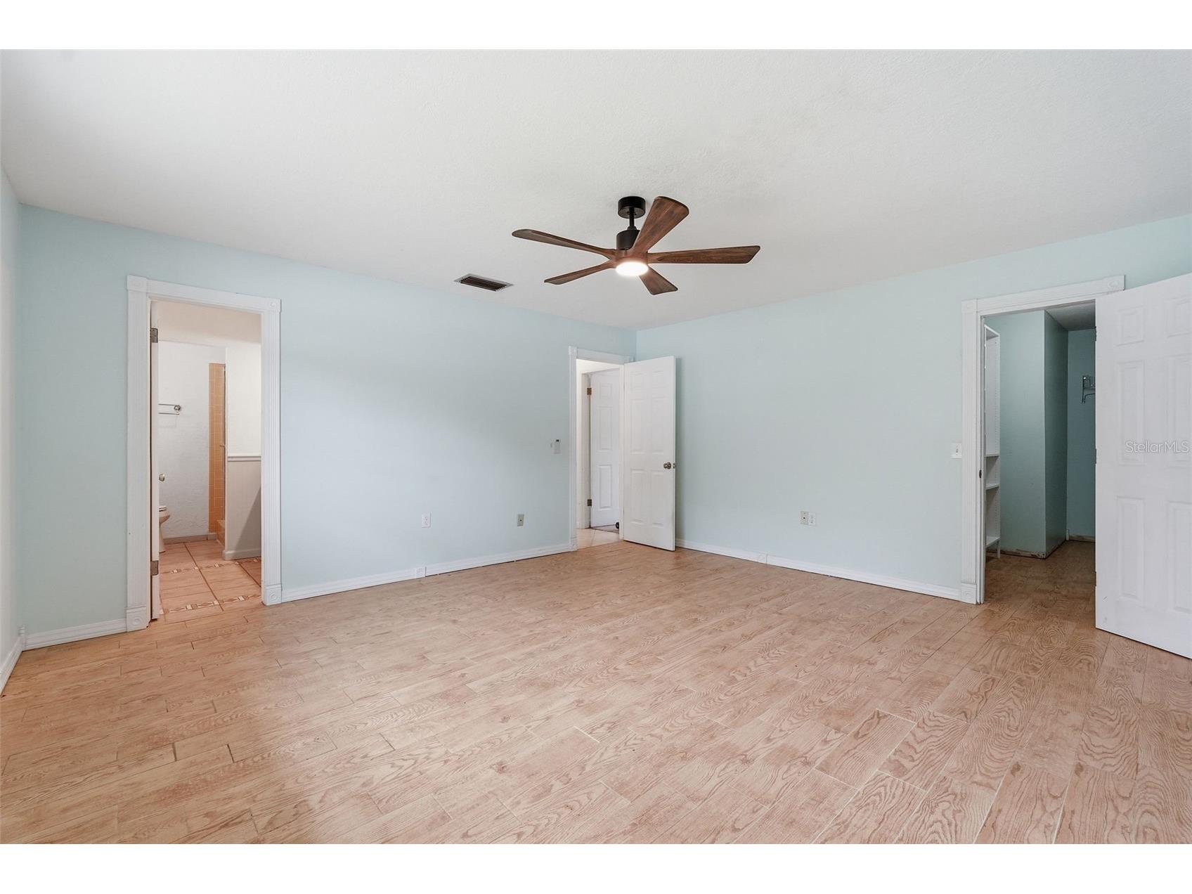 1303 Wallwood Drive Brandon FL 33510 TB8512619 image18
