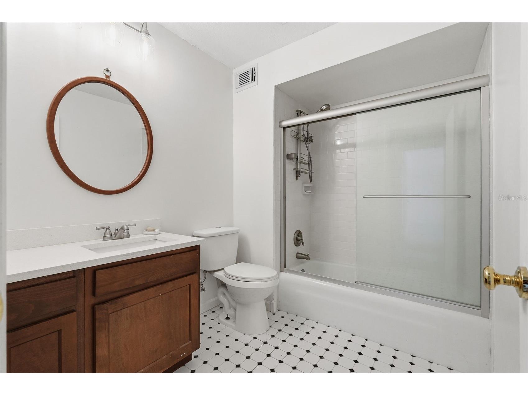 1303 Wallwood Drive Brandon FL 33510 TB8512619 image28