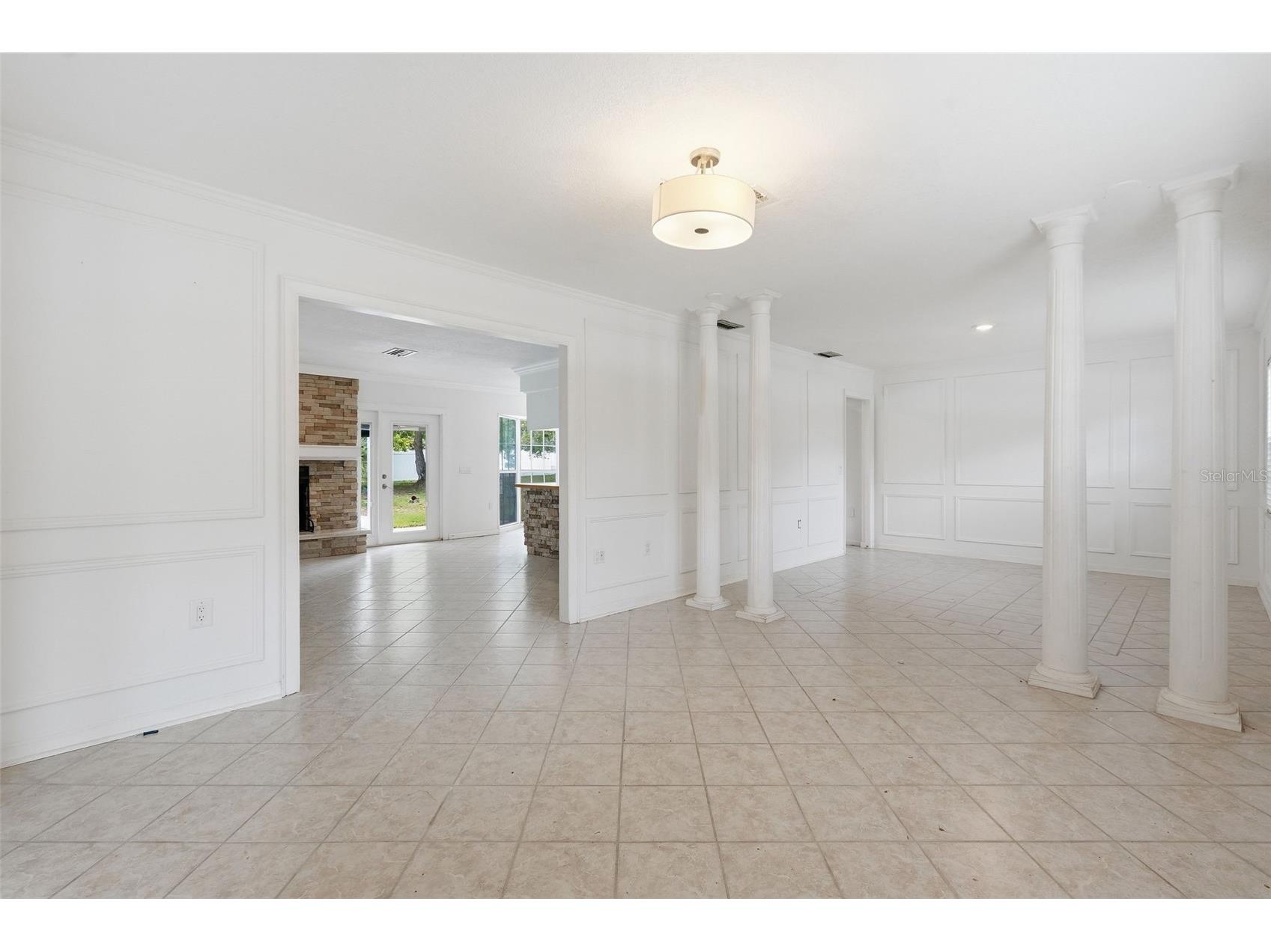 1303 Wallwood Drive Brandon FL 33510 TB8512619 image4