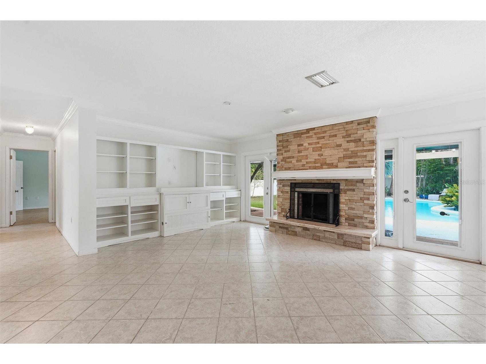 1303 Wallwood Drive Brandon FL 33510 TB8512619 image6