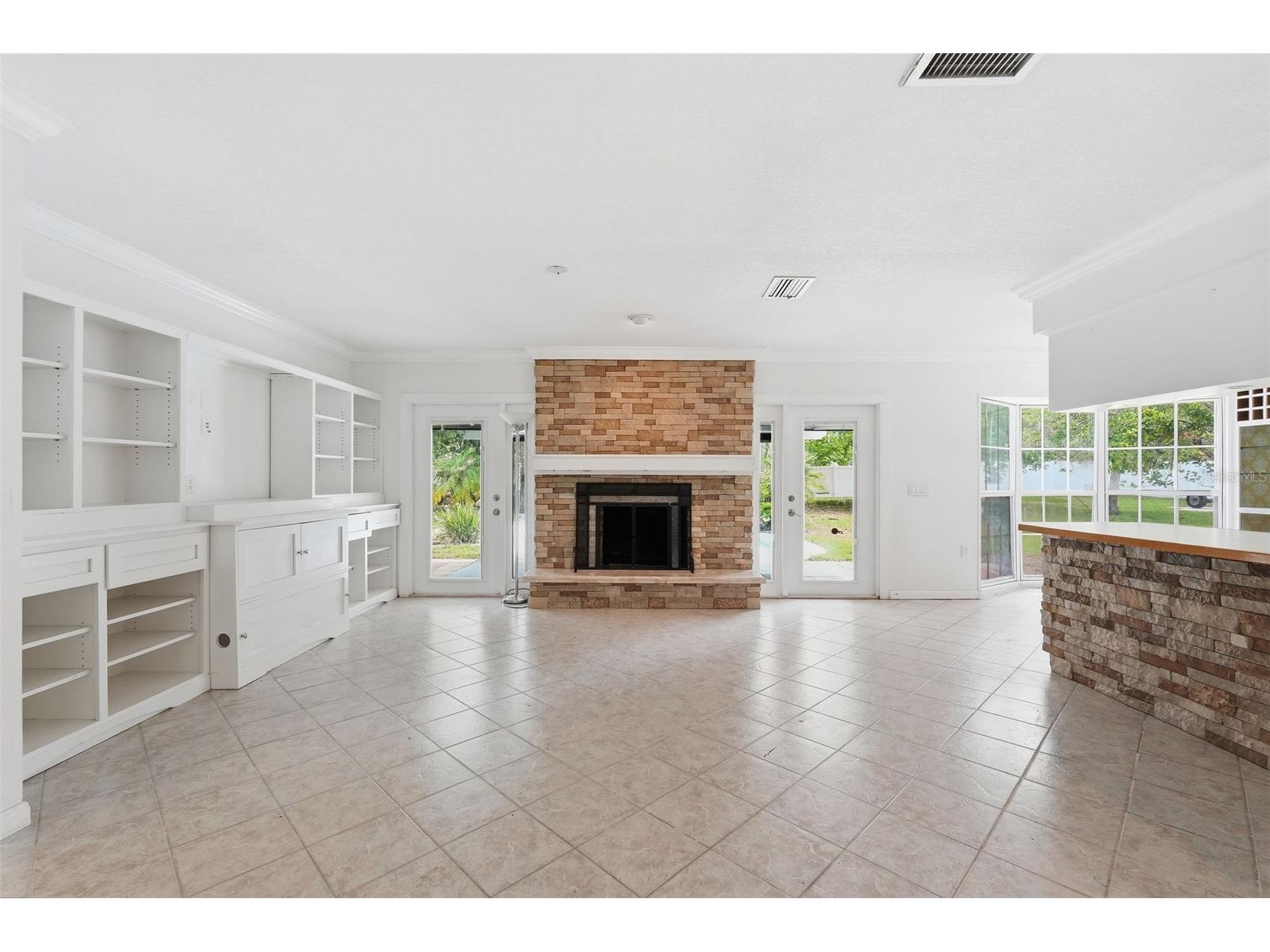 1303 Wallwood Drive Brandon FL 33510 TB8512619 image7