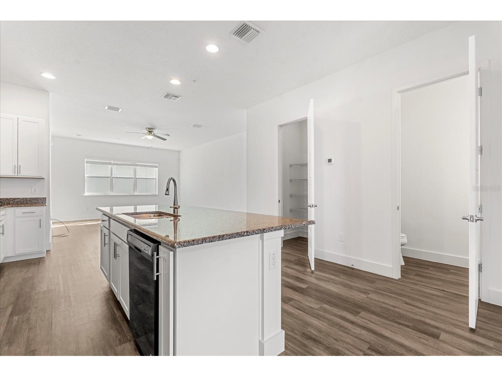 13031 Michael Callin Alley Orlando FL 32828 O6407661 image8
