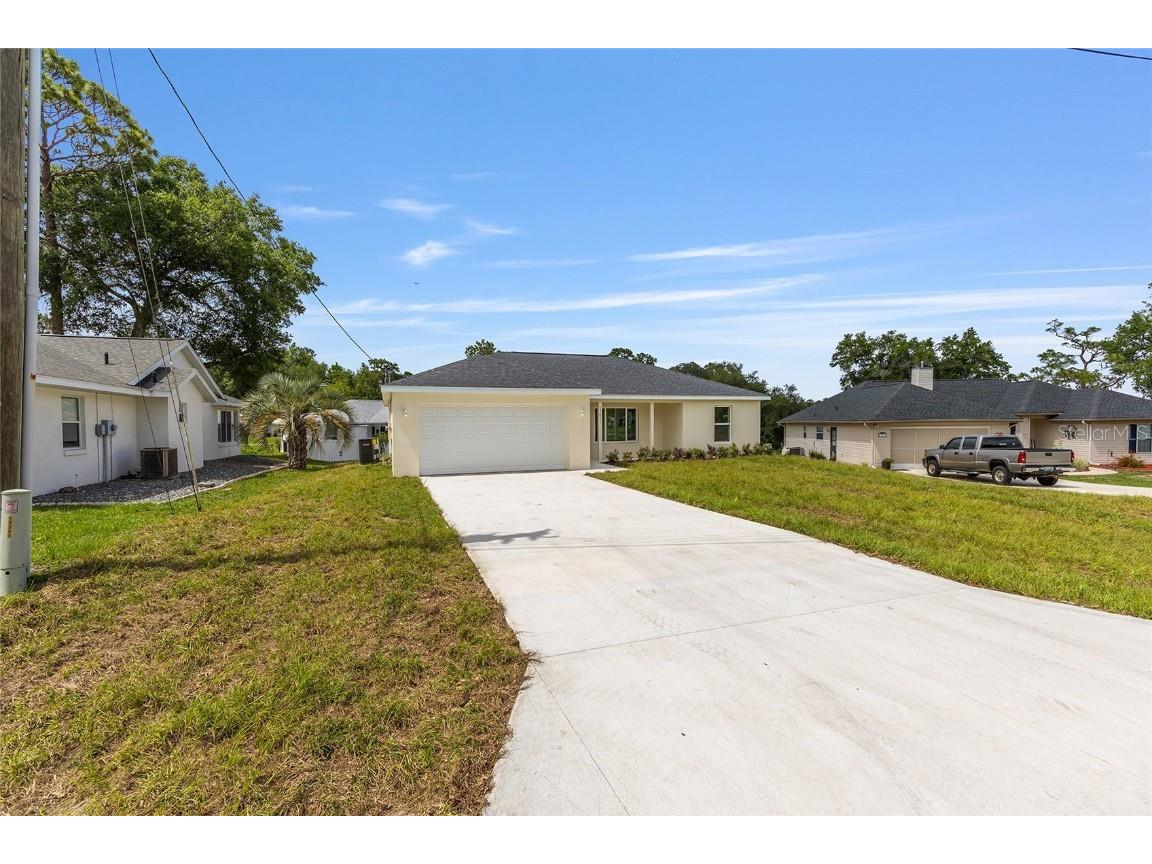 13031 NE 7th Loop Silver Springs FL 34488 - LAKE WALDENA O6319427 image2