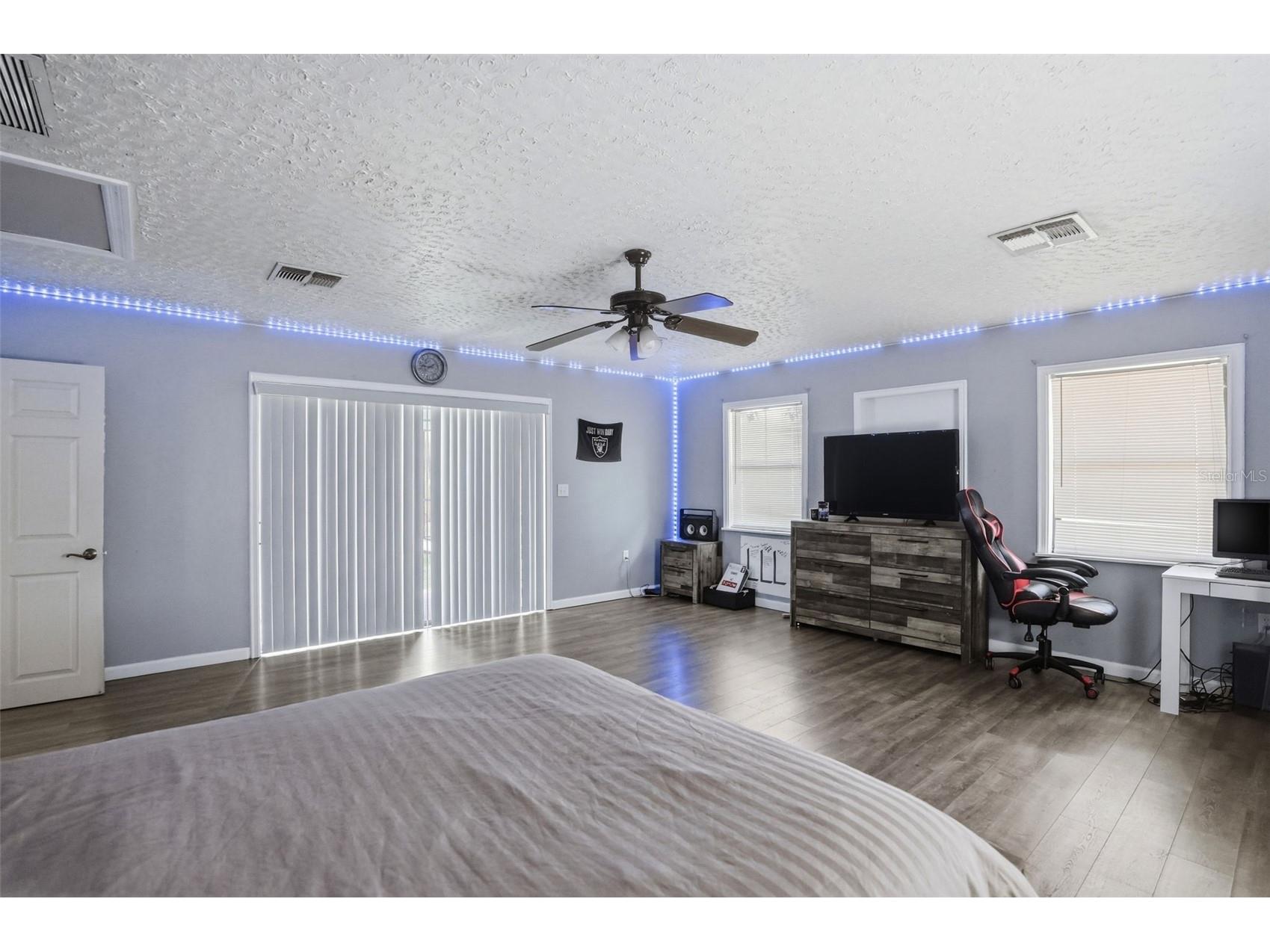 13032 Lola Drive Spring Hill FL 34608 W7886253 image5