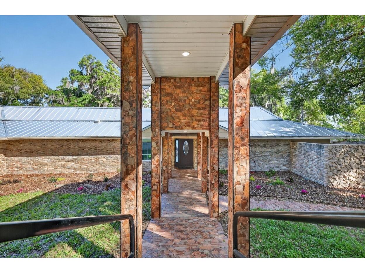 13033 SE 158th Lane Weirsdale FL 32195 - LAKE WEIR OM721284 image11