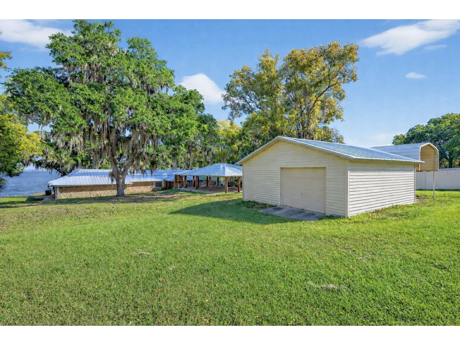 13033 SE 158th Lane Weirsdale FL 32195 - LAKE WEIR OM721284 image48