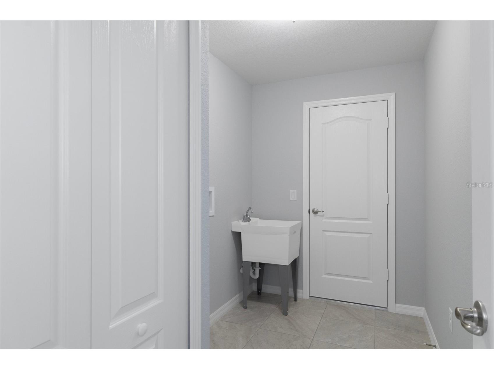13035 Meinert Avenue Brooksville FL 34613 W7883420 image35