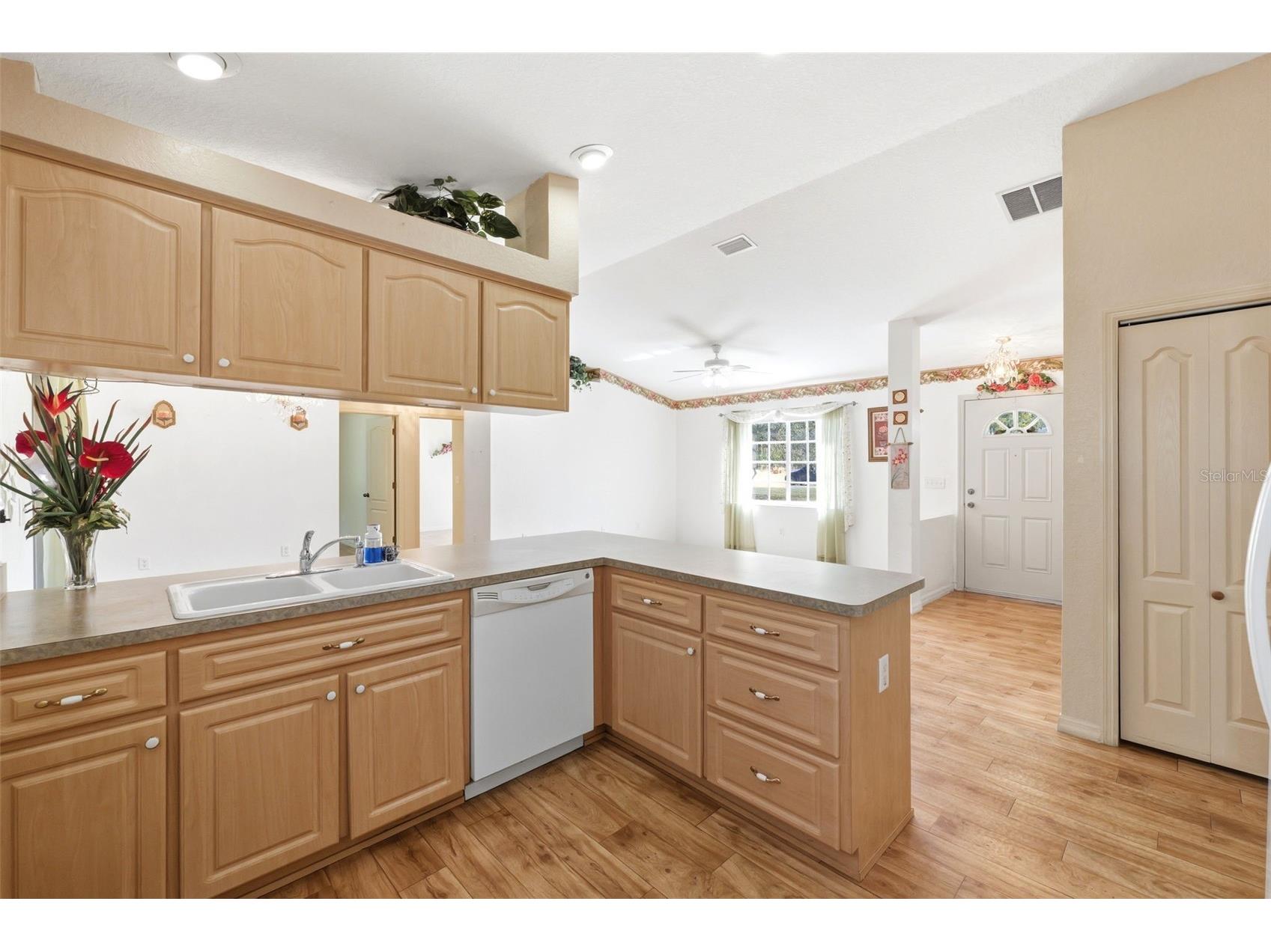 13039 Kittiwake Road Weeki Wachee FL 34614 W7884603 image11