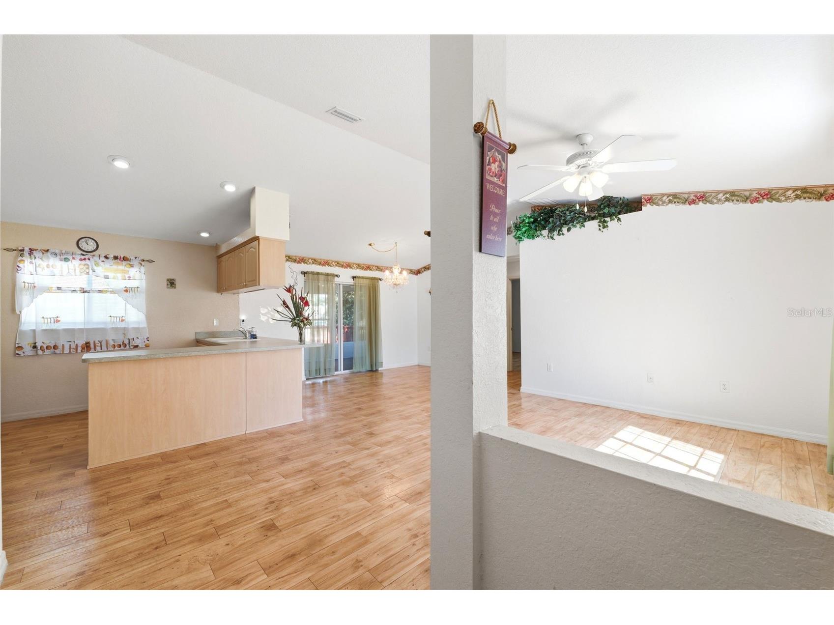 13039 Kittiwake Road Weeki Wachee FL 34614 W7884603 image4