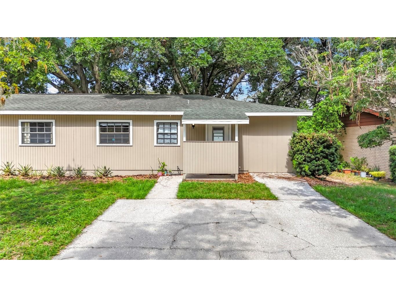1304 Alfred Street #B Brandon FL 33510 TB8417425 image3