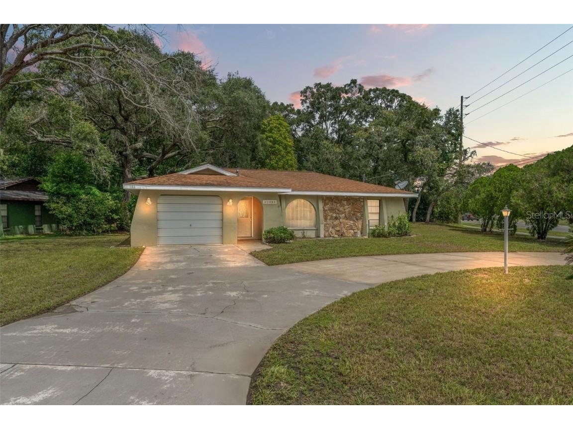 1304 Autumn Road Spring Hill FL 34606 W7867035 image1