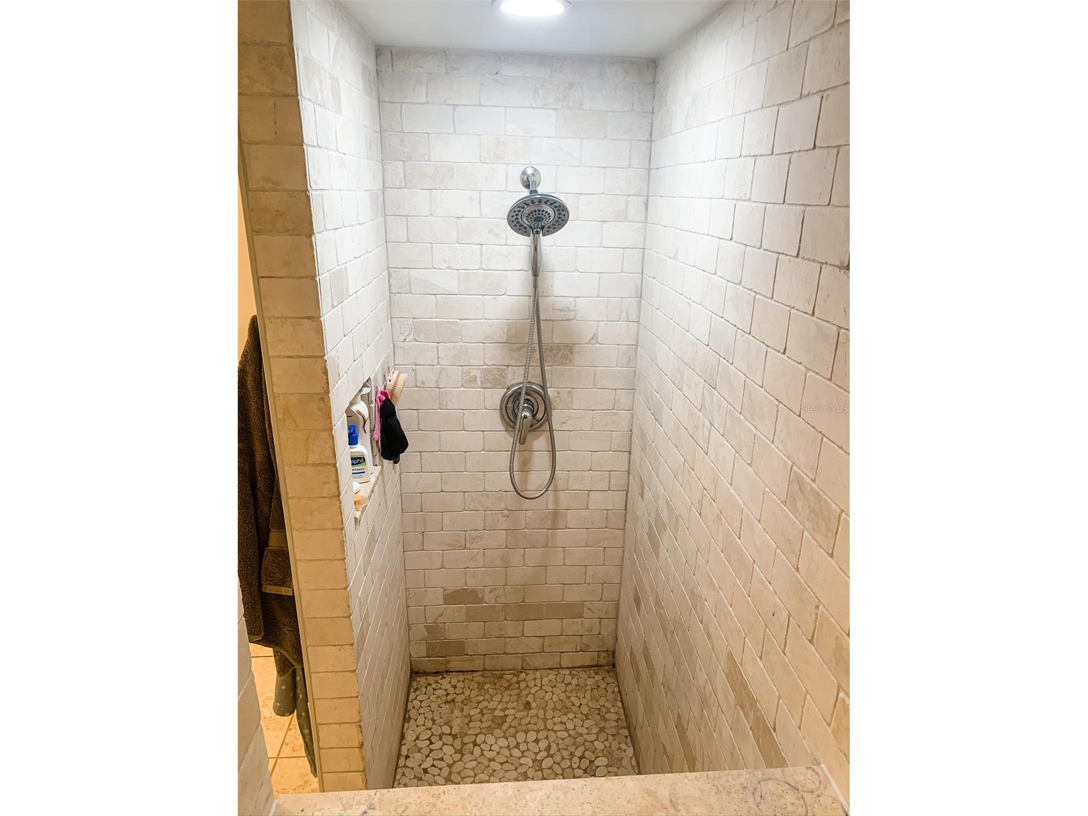 1304 Brigadoon Drive Clearwater FL 33759 O6376350 image32