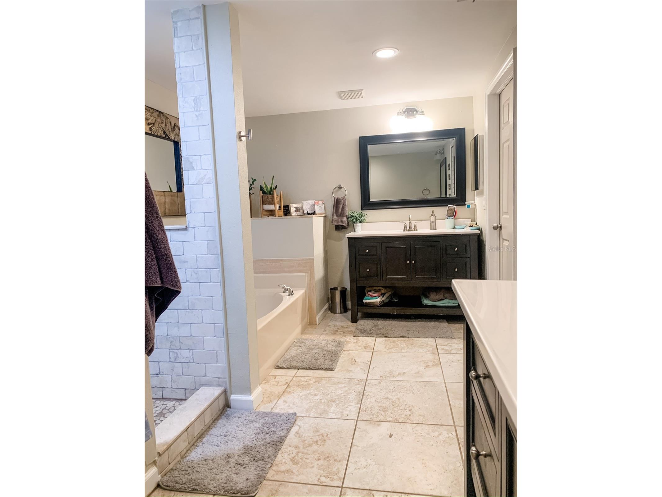 1304 Brigadoon Drive Clearwater FL 33759 O6376350 image34