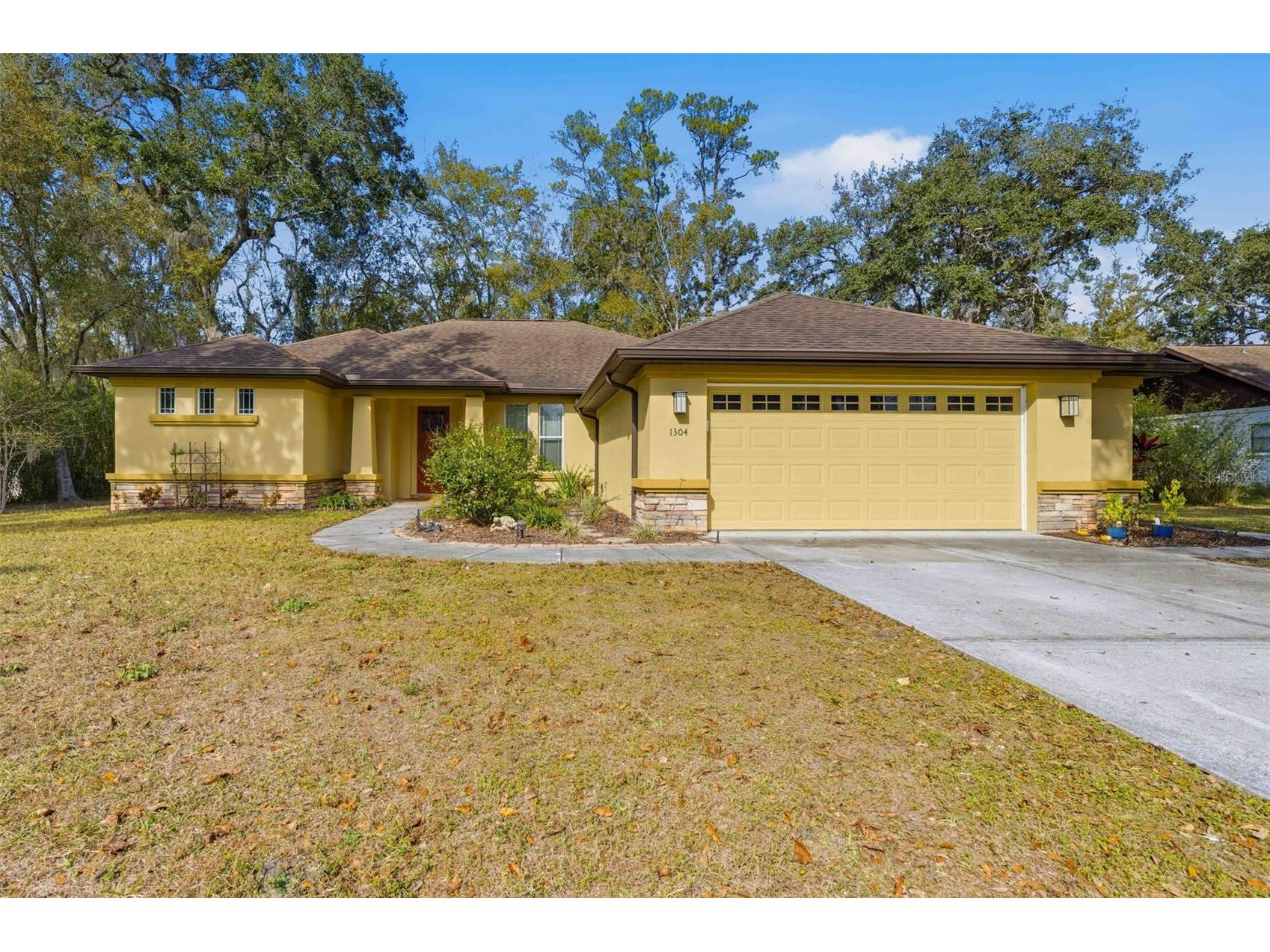1304 Candlelight Boulevard Brooksville FL 34601 TB8461129 image3
