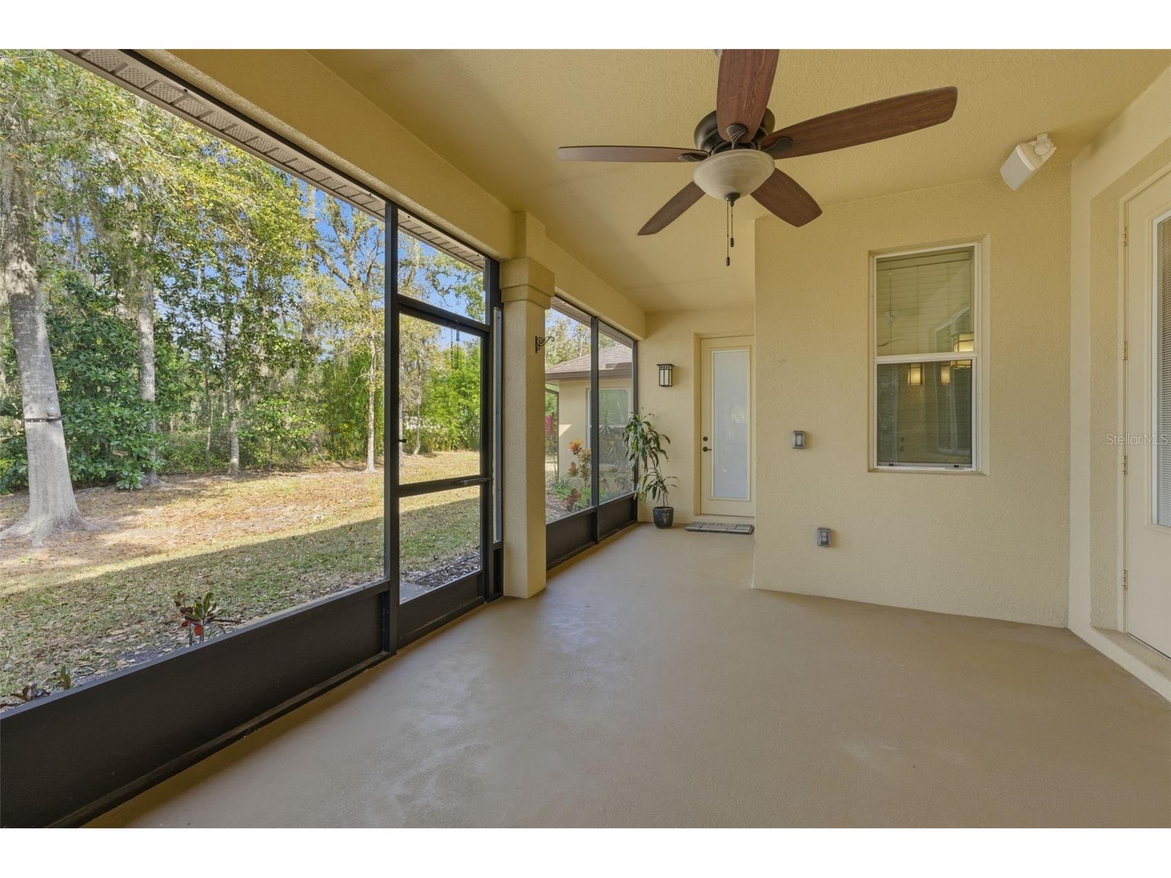 1304 Candlelight Boulevard Brooksville FL 34601 TB8461129 image37