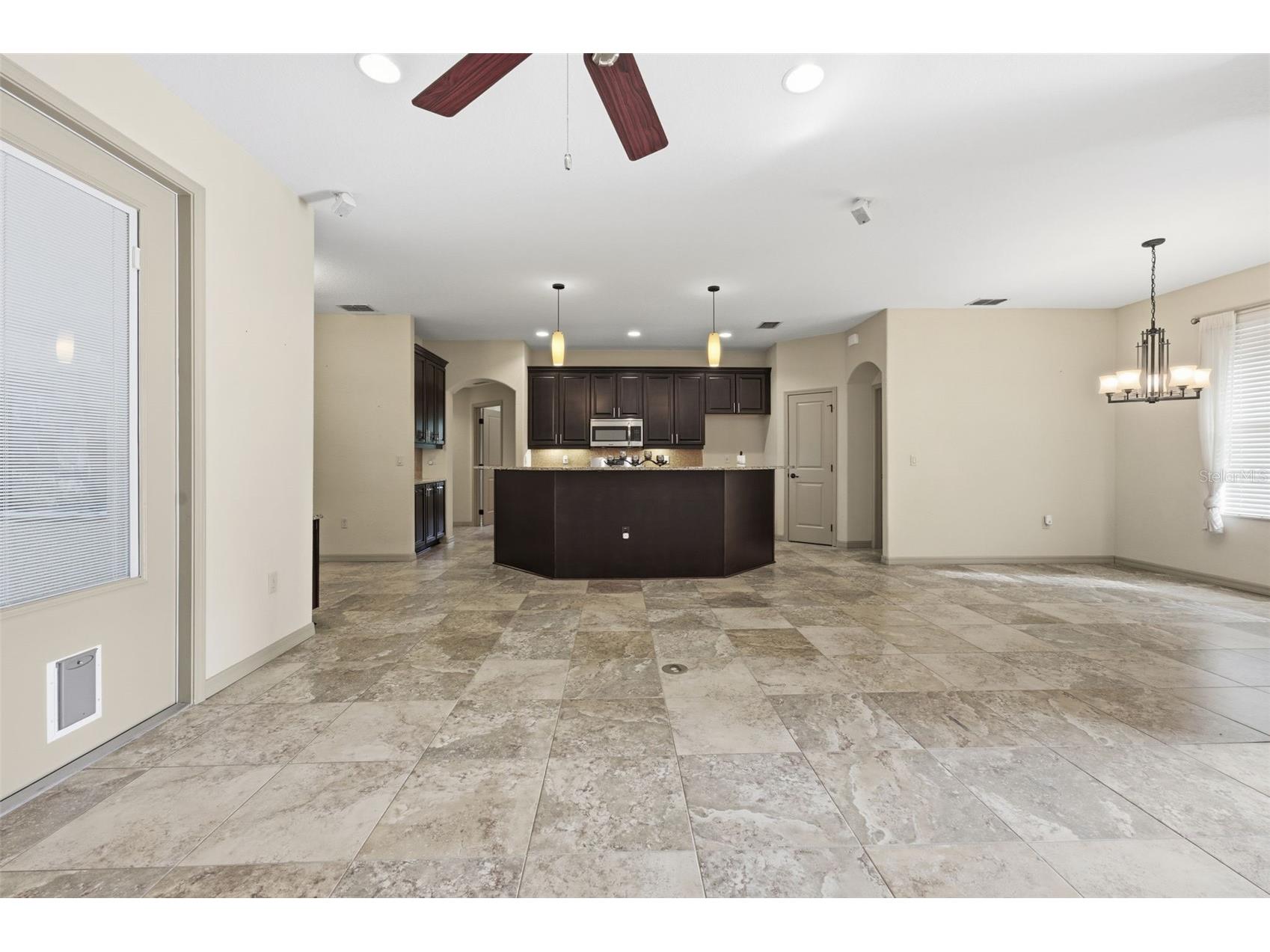 1304 Candlelight Boulevard Brooksville FL 34601 TB8461129 image7