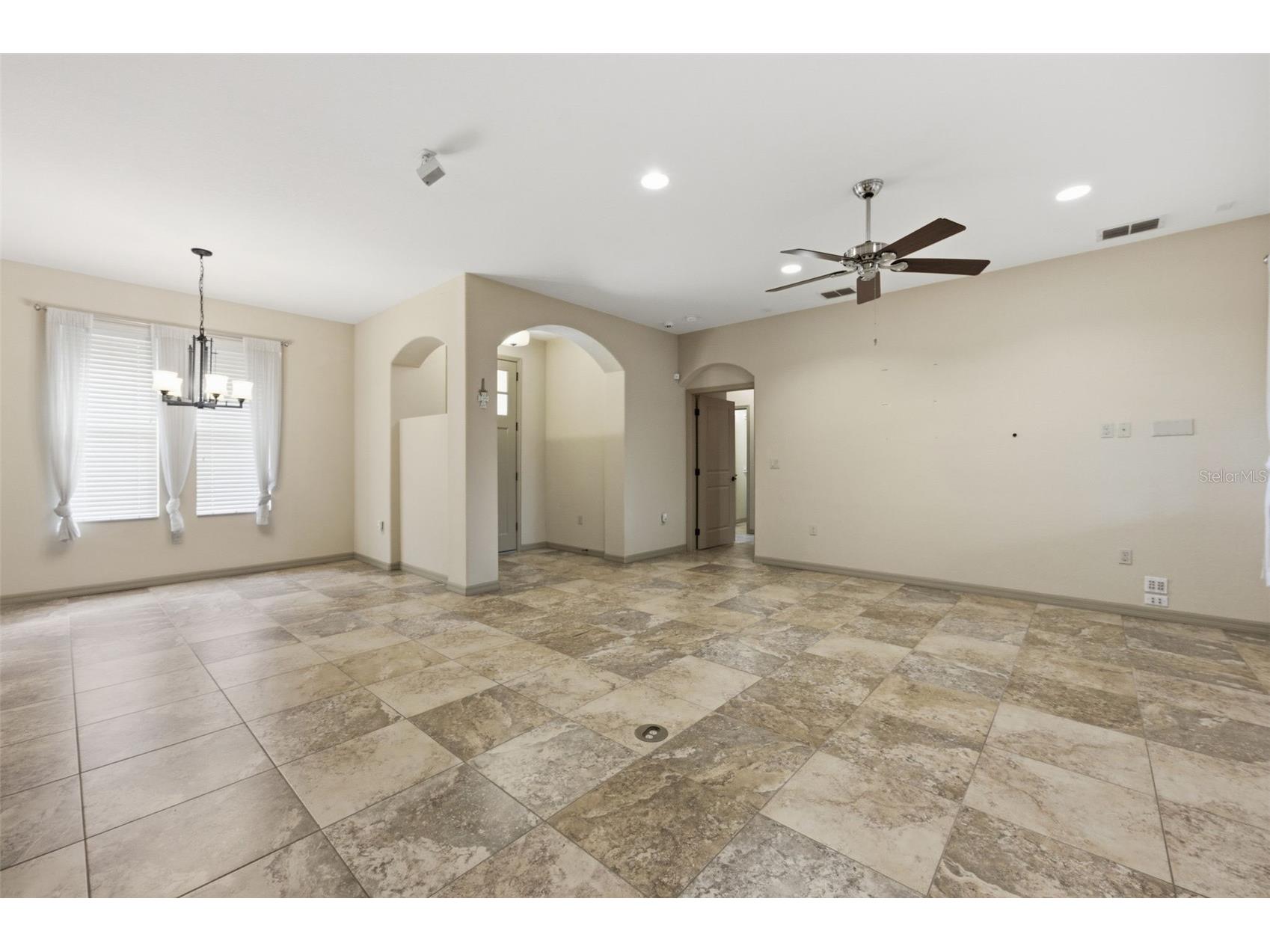 1304 Candlelight Boulevard Brooksville FL 34601 TB8461129 image9