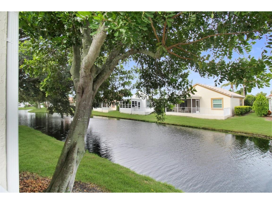 1304 Capri Isles Boulevard #31 Venice FL 34292 A4649799 image30