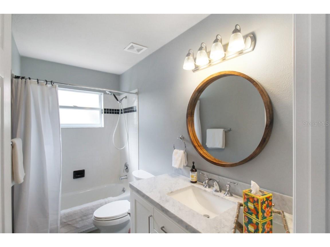 1304 Capri Isles Boulevard #31 Venice FL 34292 A4649799 image39