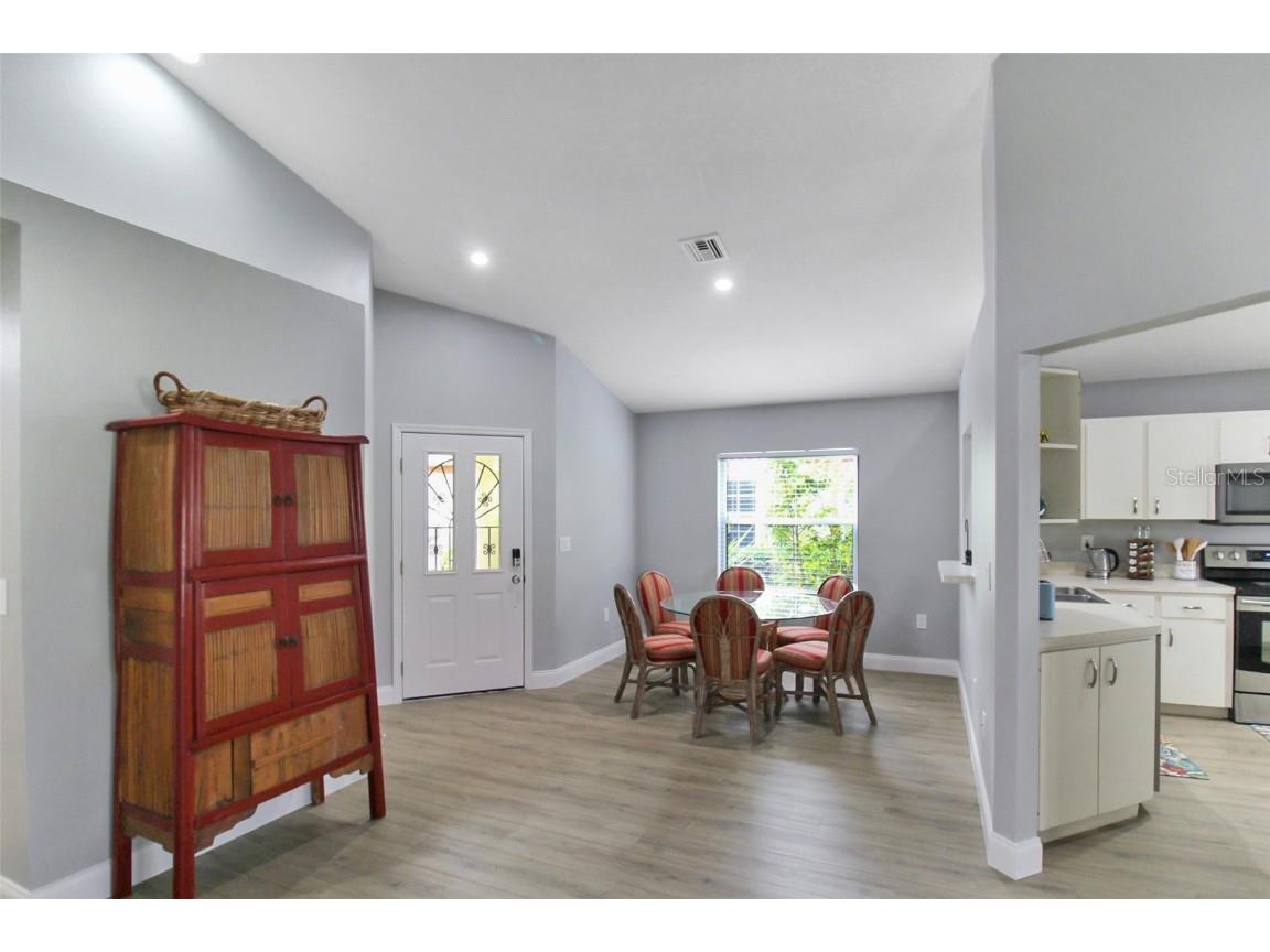 1304 Capri Isles Boulevard #31 Venice FL 34292 A4649799 image7