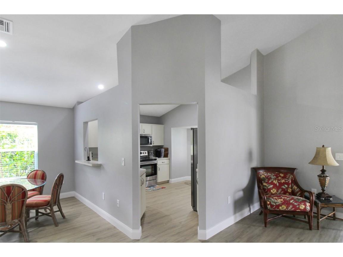 1304 Capri Isles Boulevard #31 Venice FL 34292 A4649799 image8