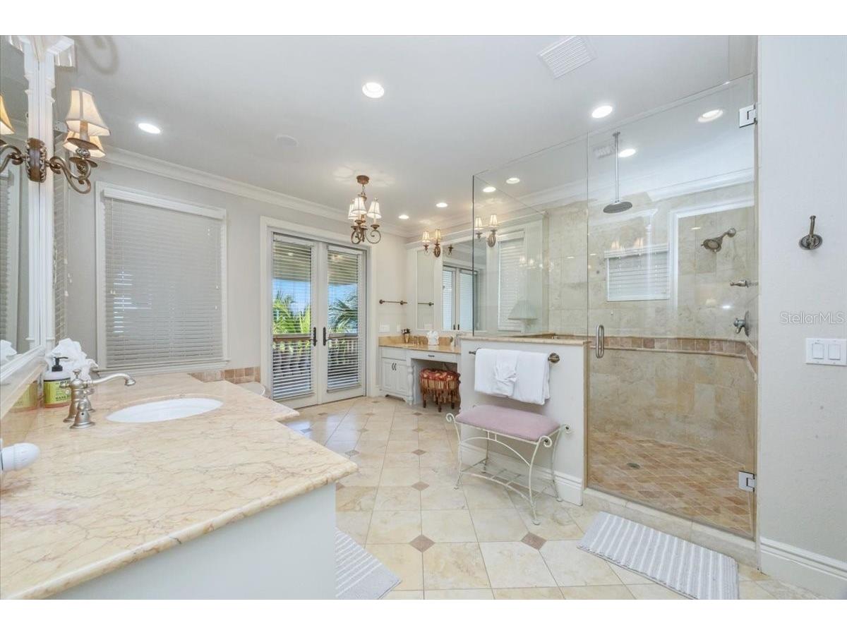 1304 Casey Key Road Nokomis FL 34275 - GULF OF MEXICO & BLACKBURN BAY A4642022 image39