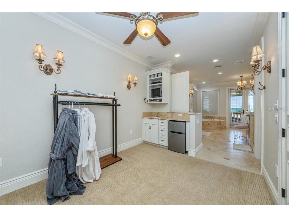 1304 Casey Key Road Nokomis FL 34275 - GULF OF MEXICO & BLACKBURN BAY A4642022 image41