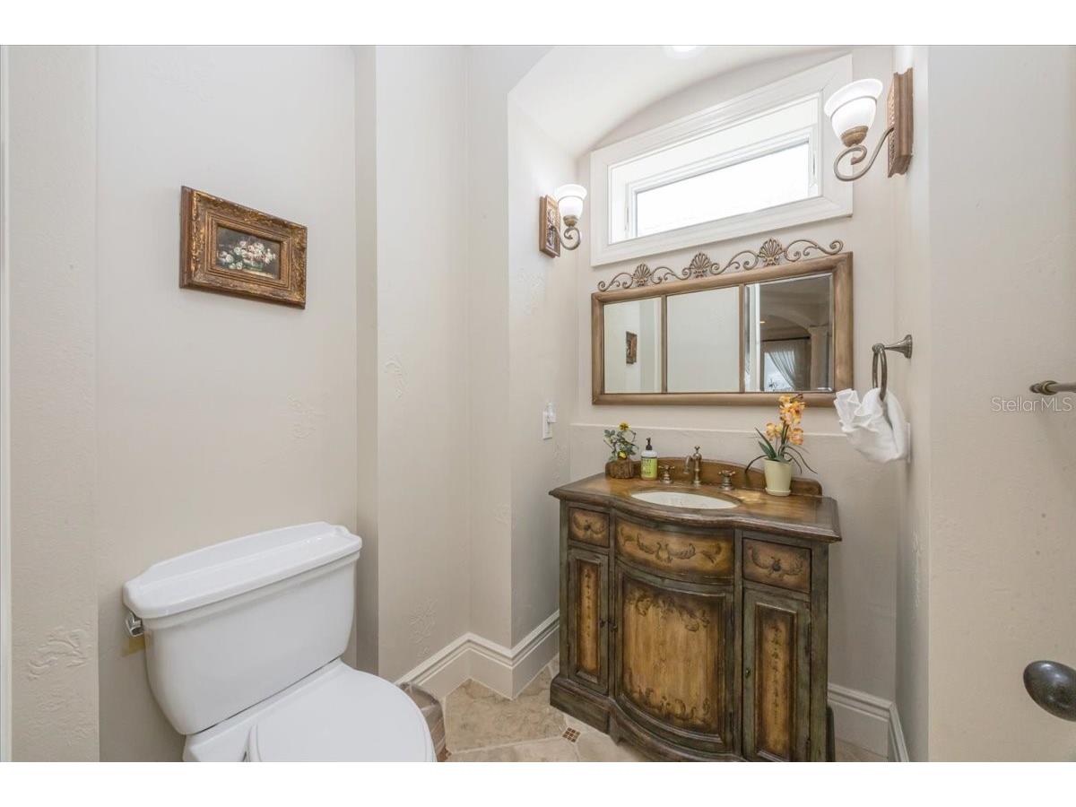 1304 Casey Key Road Nokomis FL 34275 - GULF OF MEXICO & BLACKBURN BAY A4642022 image45