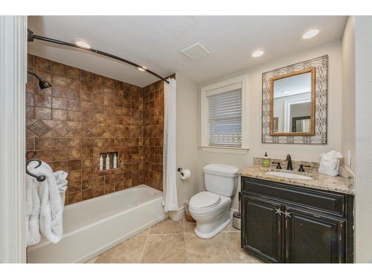 1304 Casey Key Road Nokomis FL 34275 - GULF OF MEXICO & BLACKBURN BAY A4642022 image57