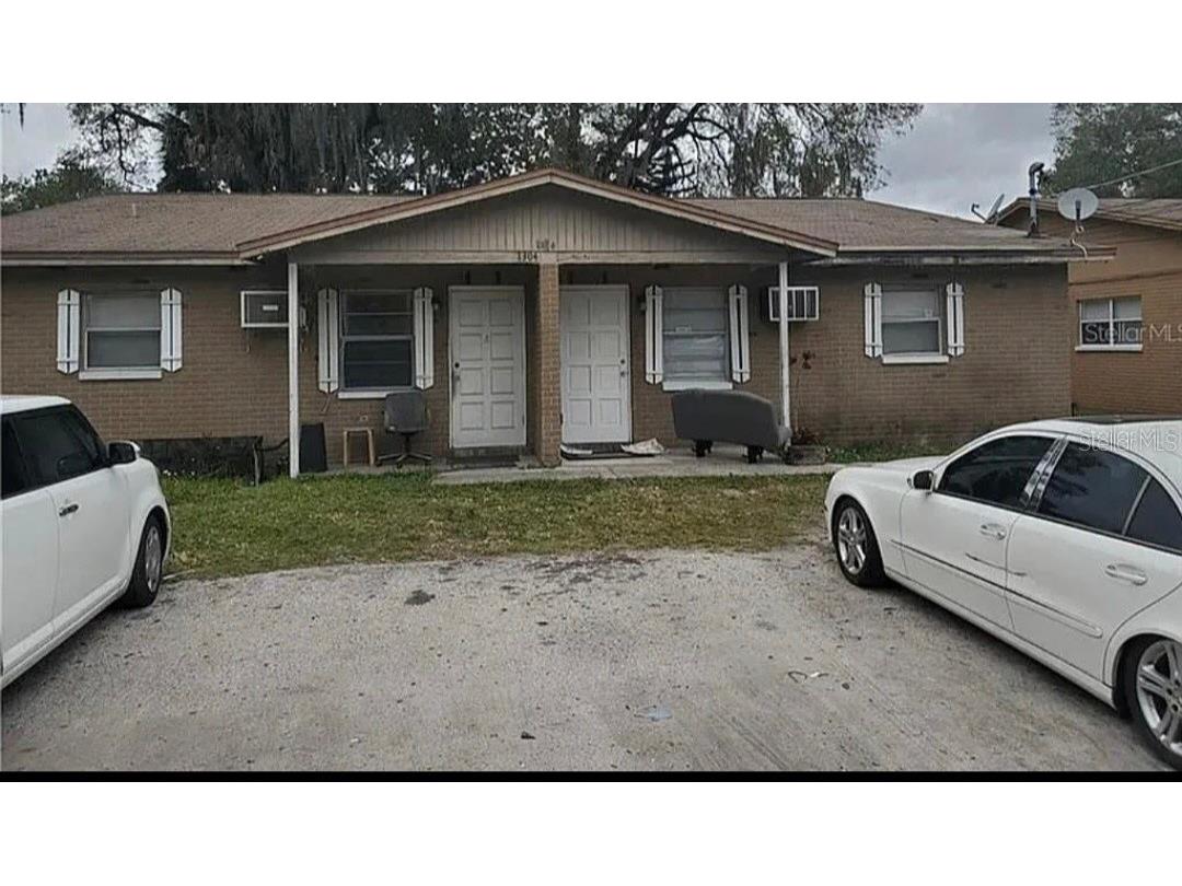 1304 E 137th Avenue #A Tampa FL 33613 L4936377 image1