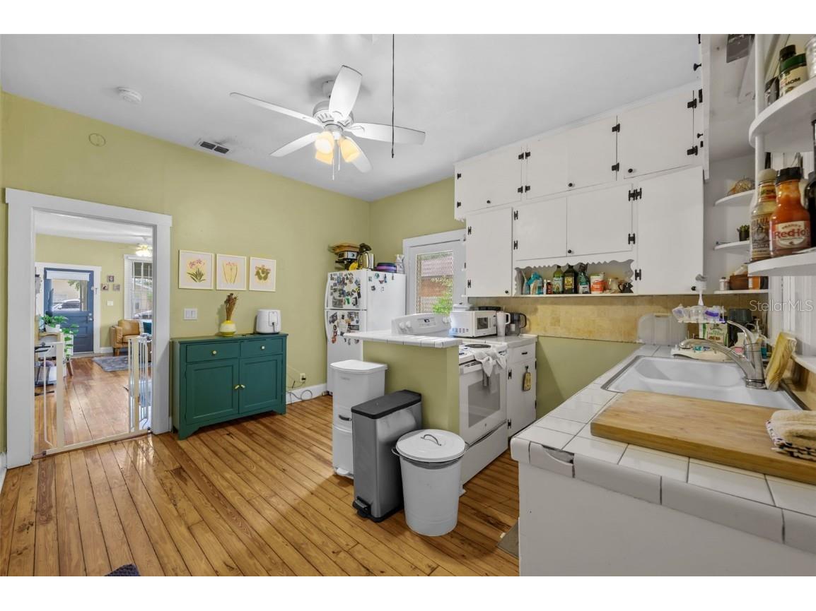 1304 E 32nd Avenue Tampa FL 33603 TB8450768 image9