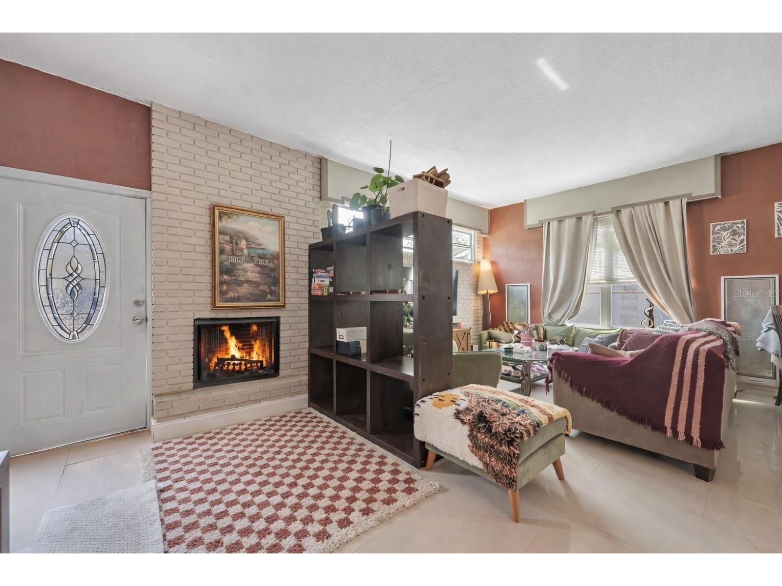 1304 E Osborne Tampa FL 33603 O6392287 image2