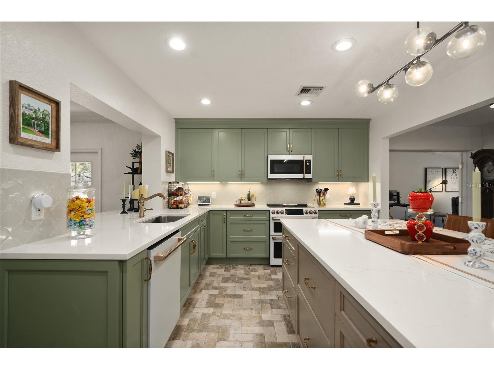 1304 Golfview Street Orlando FL 32804 O6379675 image7