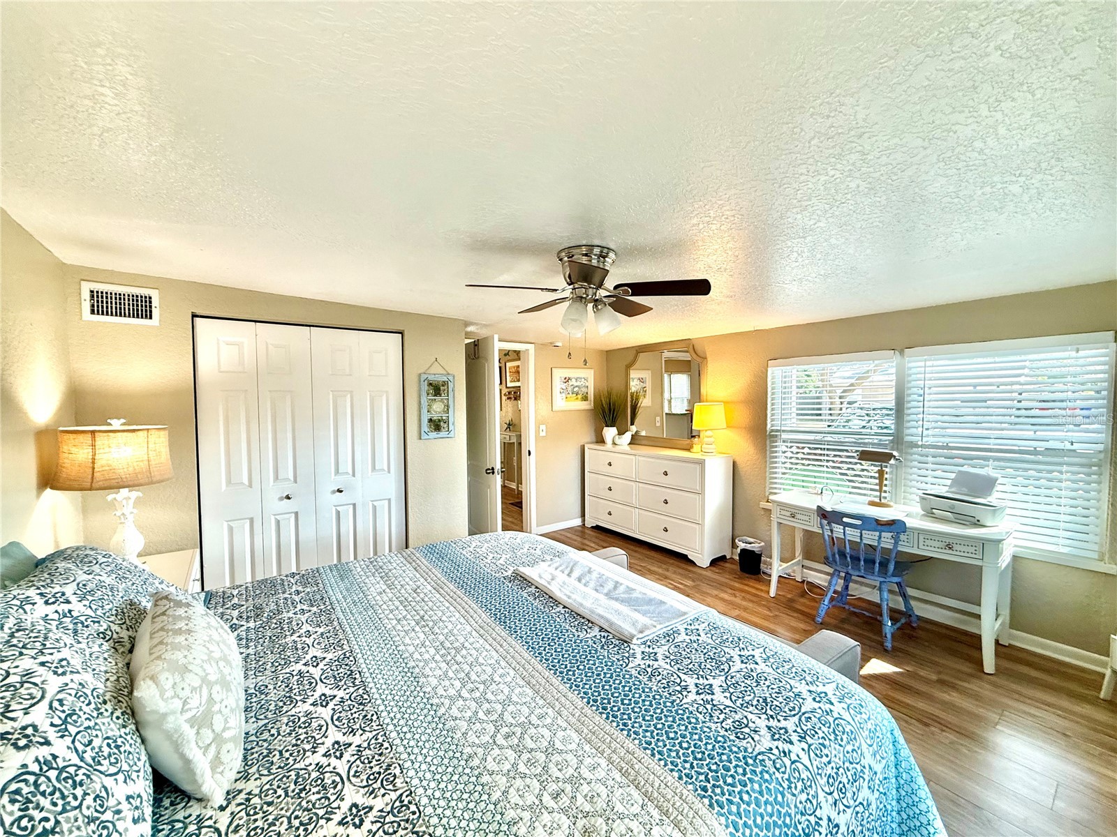 1304 New York Avenue Dunedin FL 34698 TB8477907 image25