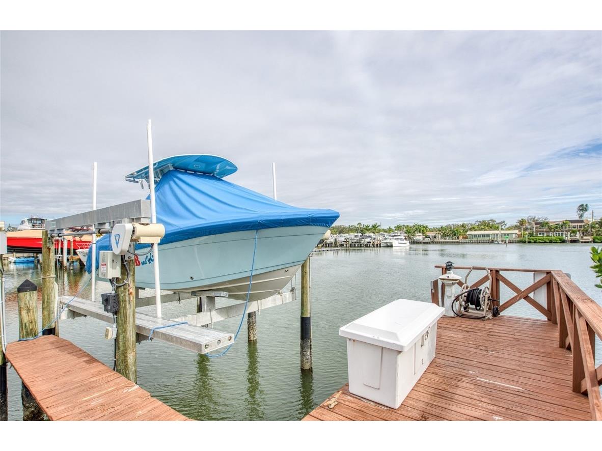 1304 Pasadena Avenue S #3 South Pasadena FL 33707 TB8455841 image2