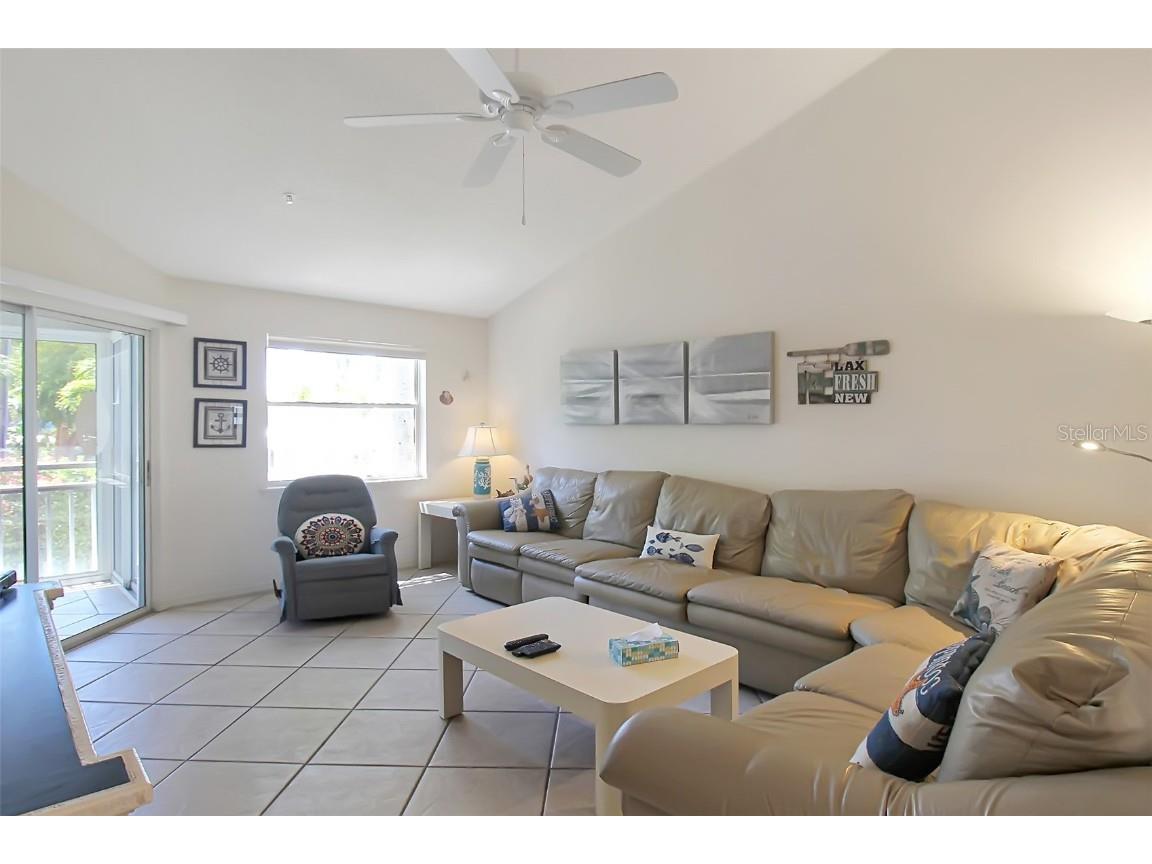 1304 Siesta Bayside Drive #1304B Sarasota FL 34242 A4608098 image15