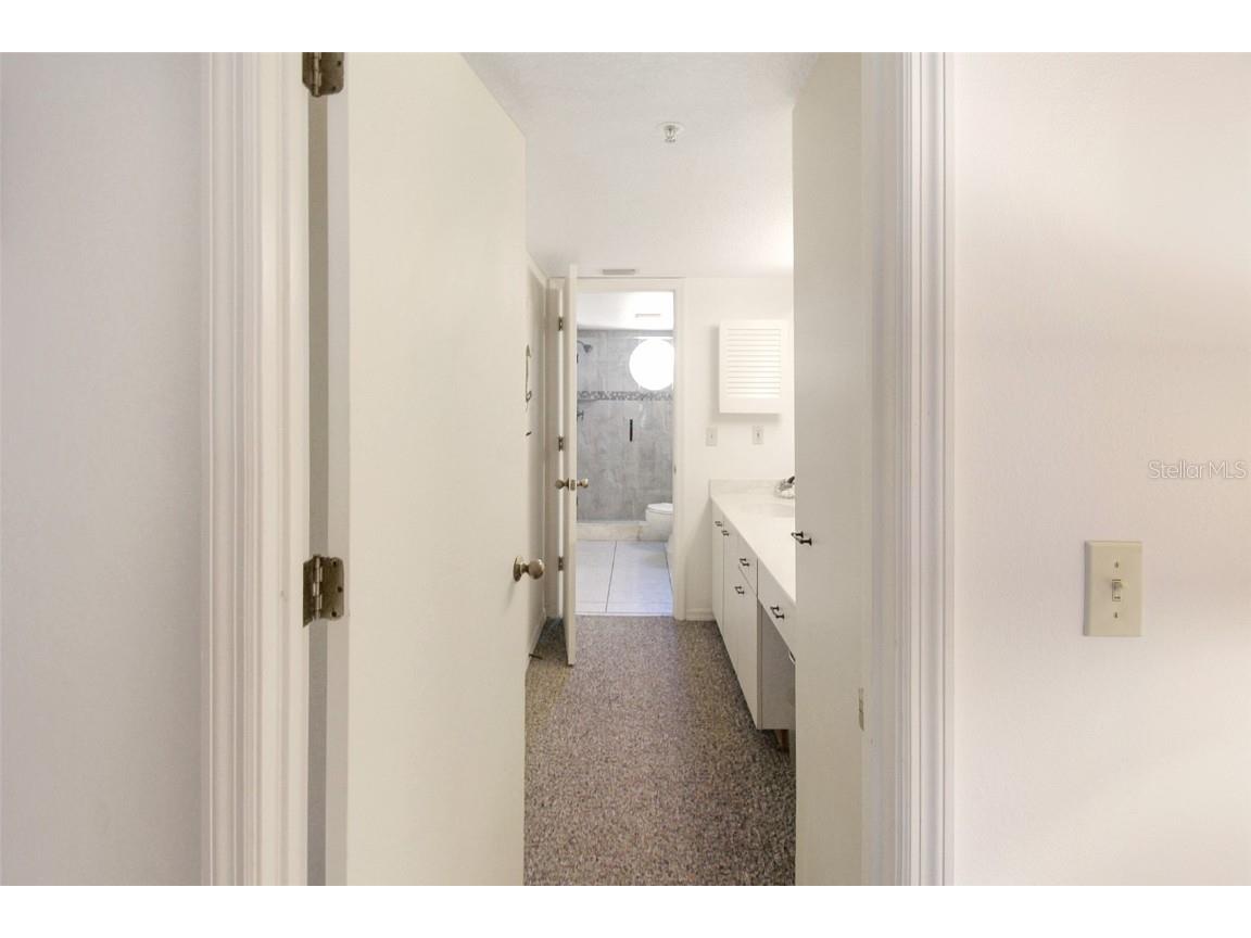 1304 Siesta Bayside Drive #1304B Sarasota FL 34242 A4608098 image26