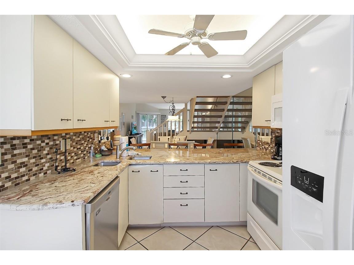 1304 Siesta Bayside Drive #1304B Sarasota FL 34242 A4608098 image9