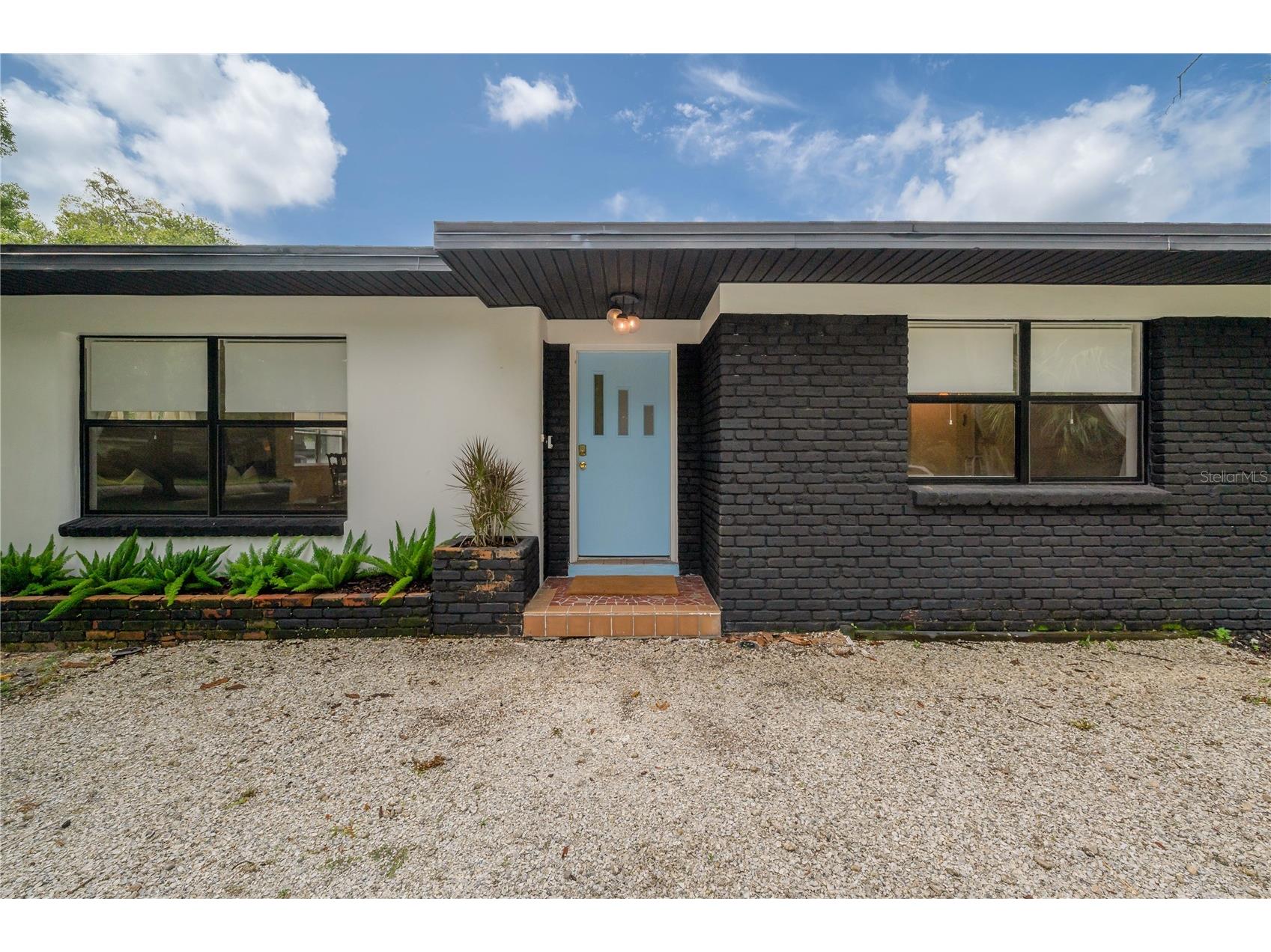 1304 W Bogie Drive Tampa FL 33612 TB8491148 image1
