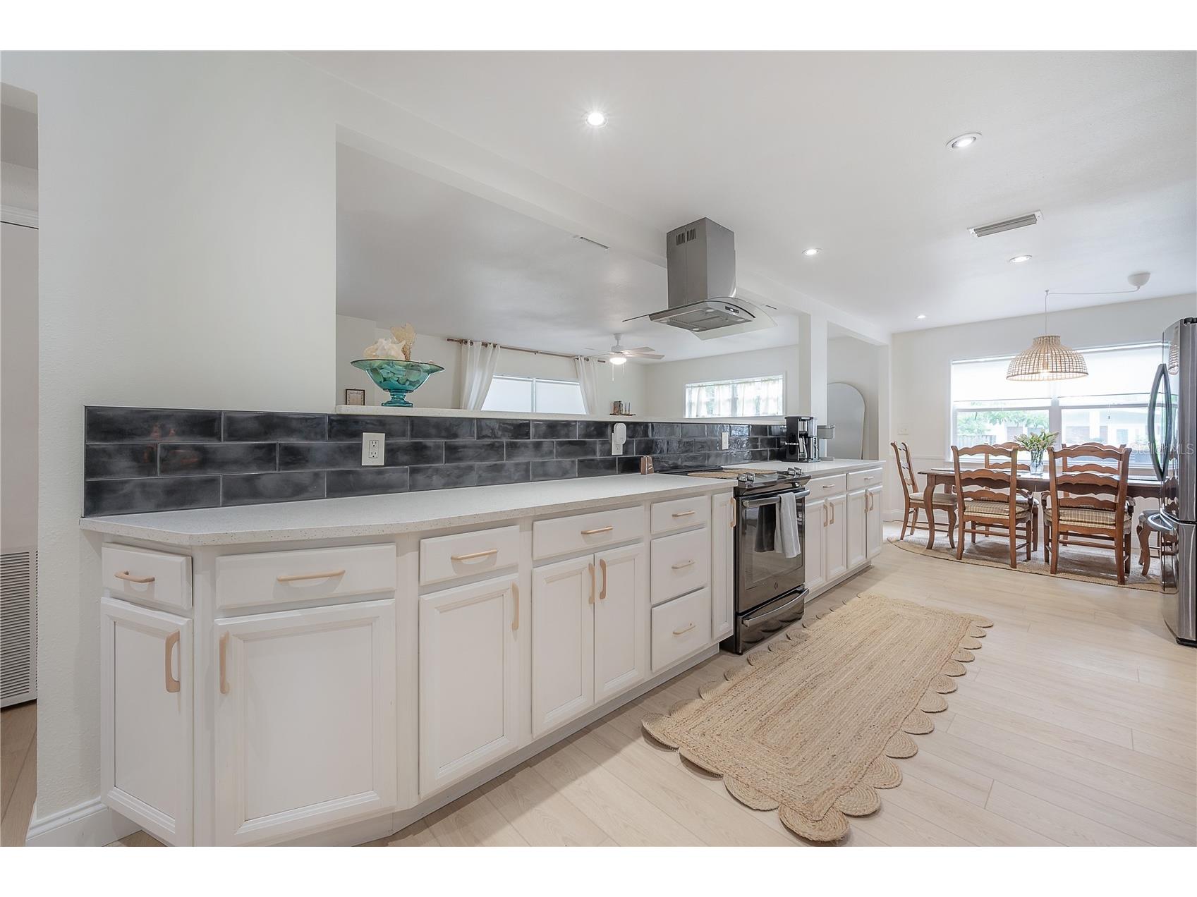 1304 W Bogie Drive Tampa FL 33612 TB8491148 image13