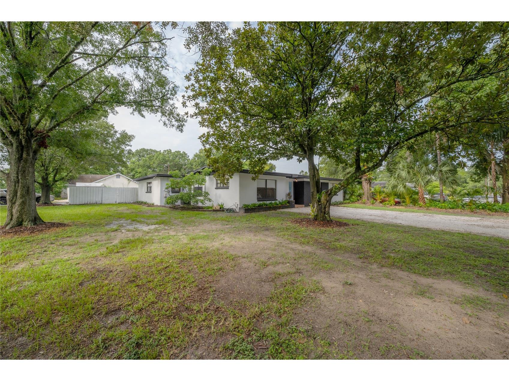 1304 W Bogie Drive Tampa FL 33612 TB8491148 image53