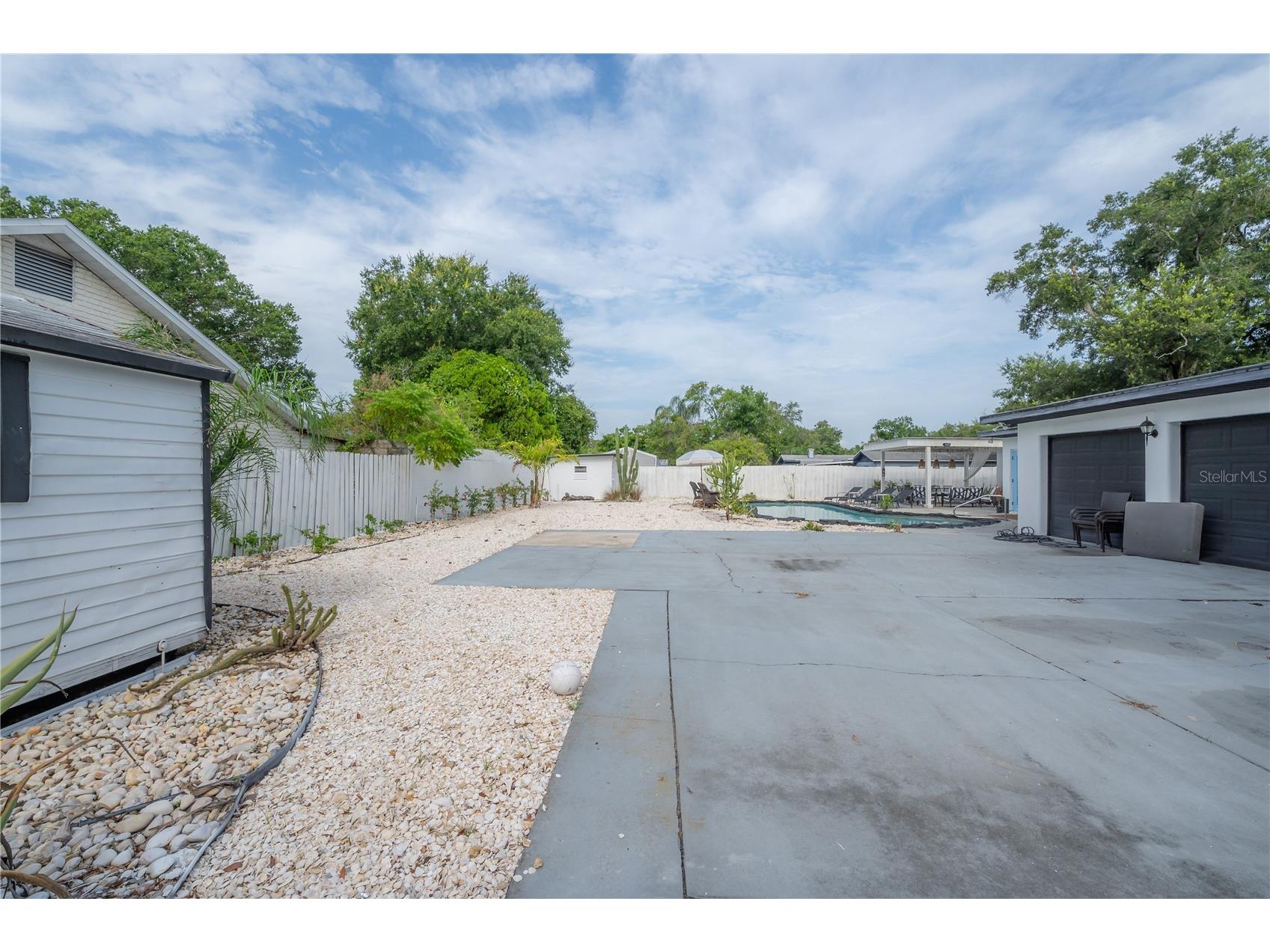 1304 W Bogie Drive Tampa FL 33612 TB8491148 image54